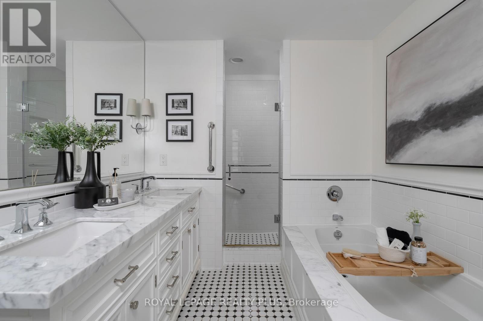 410 - 70 Port Street E, Mississauga, Ontario  L5G 4V8 - Photo 28 - W12661584