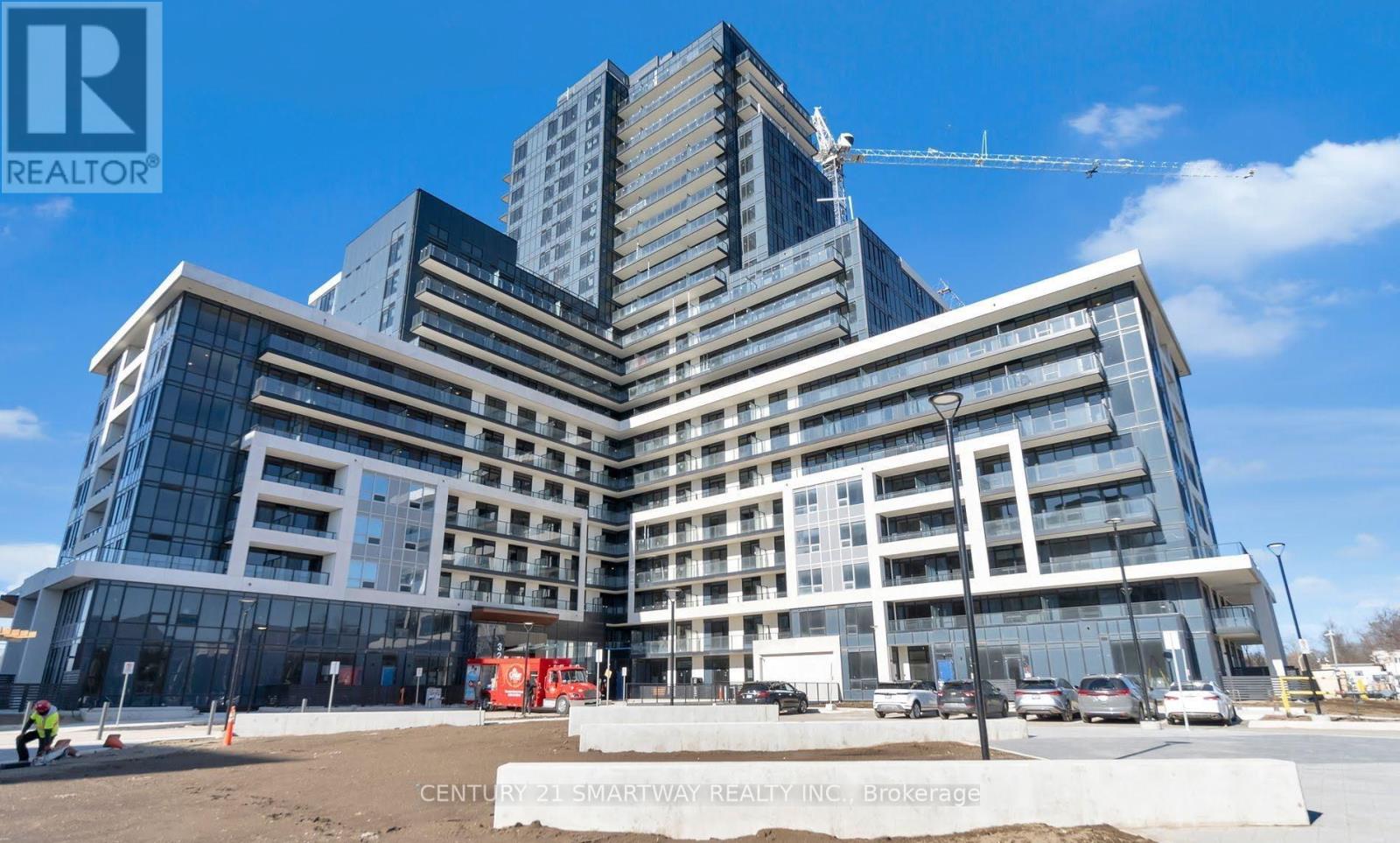 622 - 3220 William Coltson Avenue, Oakville, Ontario  L6H 7X9 - Photo 1 - W12661640