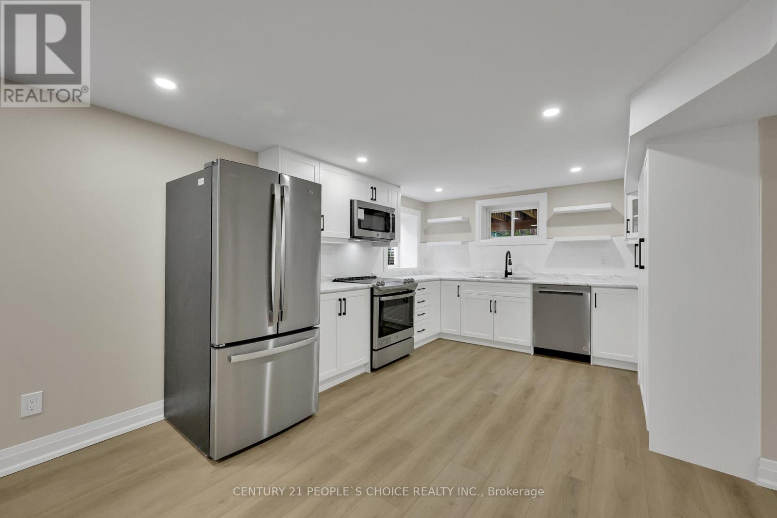 2091 Bridge Road, Oakville, Ontario  L6L 2E8 - Photo 35 - W12661648