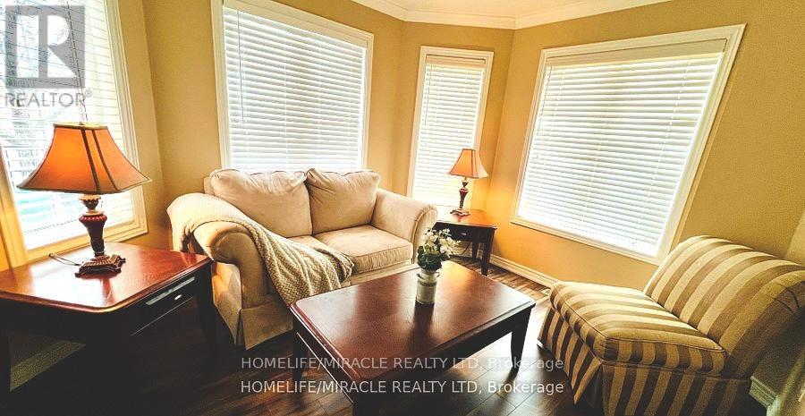 29 Brucewood Road, Brampton, Ontario  L6R 3N1 - Photo 2 - W12661666