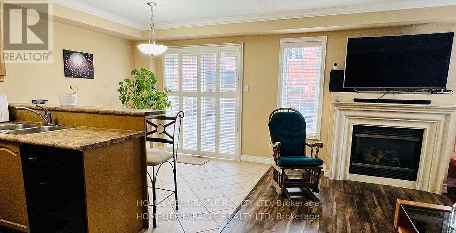 29 Brucewood Road, Brampton, Ontario  L6R 3N1 - Photo 8 - W12661666