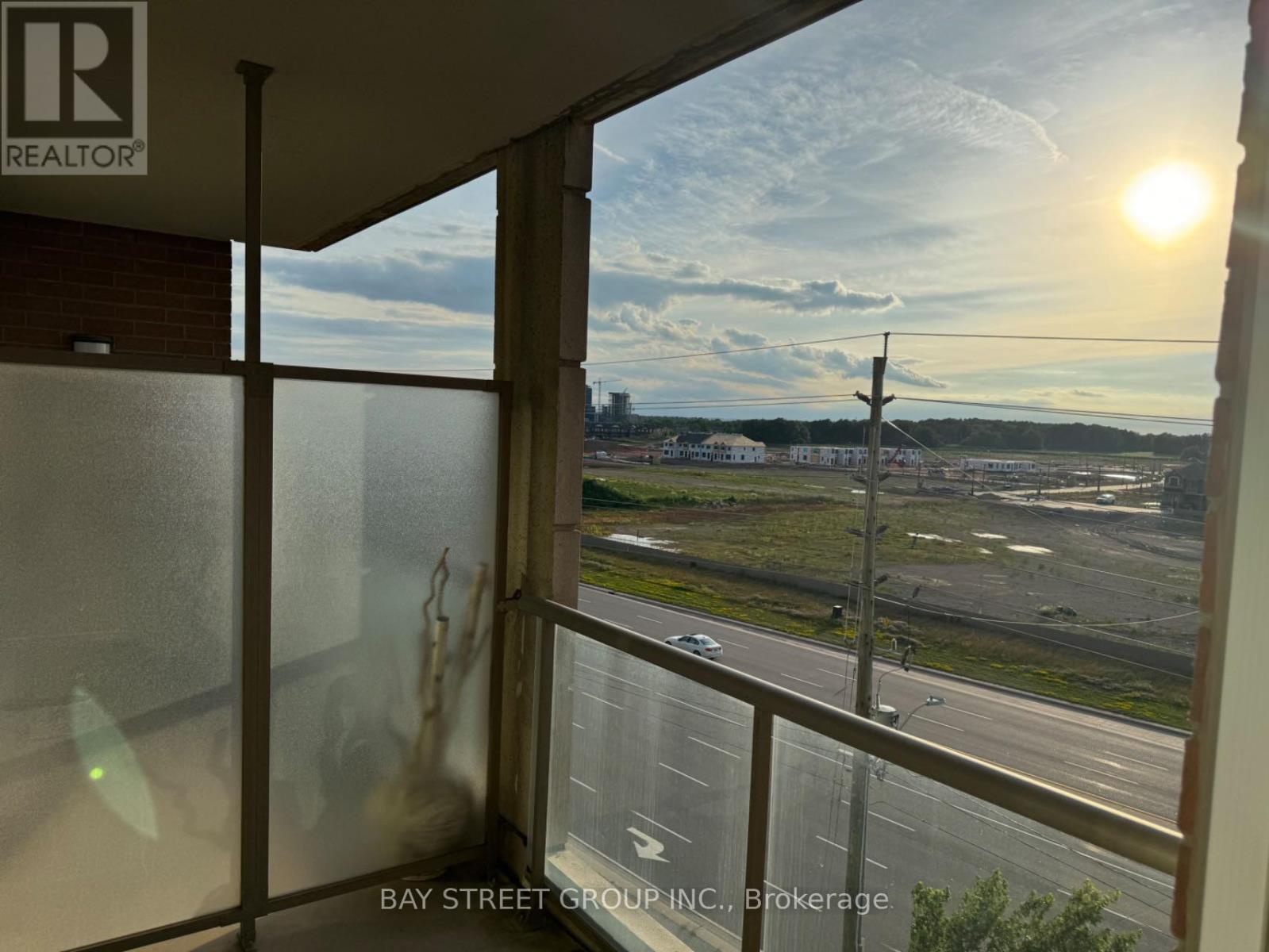 515 - 2480 Prince Michael Drive, Oakville, Ontario  L6H 0H1 - Photo 14 - W12661668