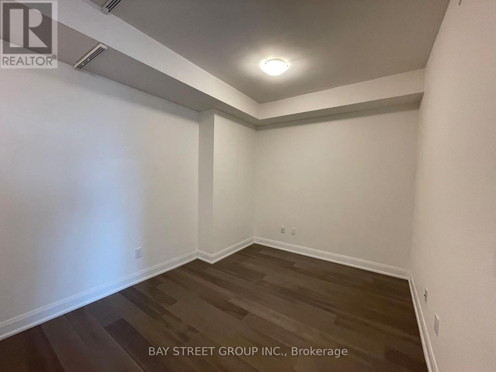 515 - 2480 Prince Michael Drive, Oakville, Ontario  L6H 0H1 - Photo 20 - W12661668