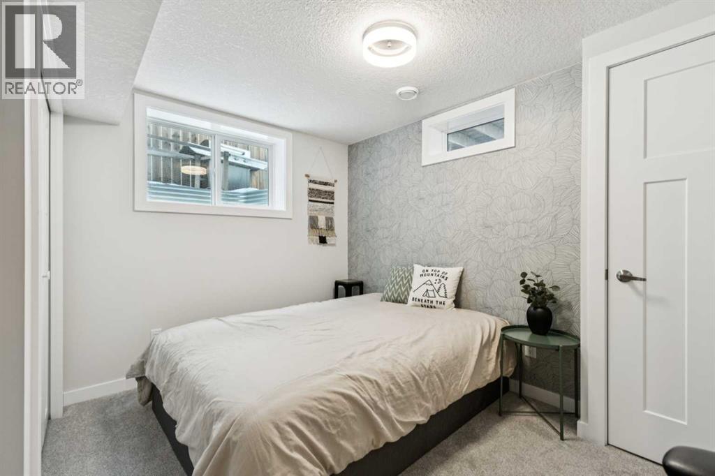 169 Braniff Crescent Sw, Calgary, Alberta  T2W 2M3 - Photo 22 - A2276509