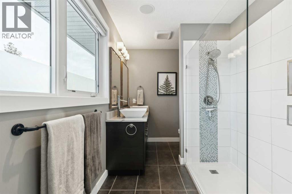 169 Braniff Crescent Sw, Calgary, Alberta  T2W 2M3 - Photo 19 - A2276509