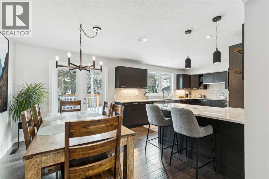 169 Braniff Crescent Sw, Calgary, Alberta  T2W 2M3 - Photo 8 - A2276509