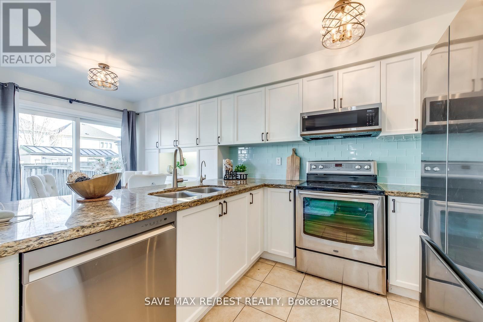 67 Golden Iris Crescent, Hamilton, Ontario  L8B 0R6 - Photo 19 - X12661544