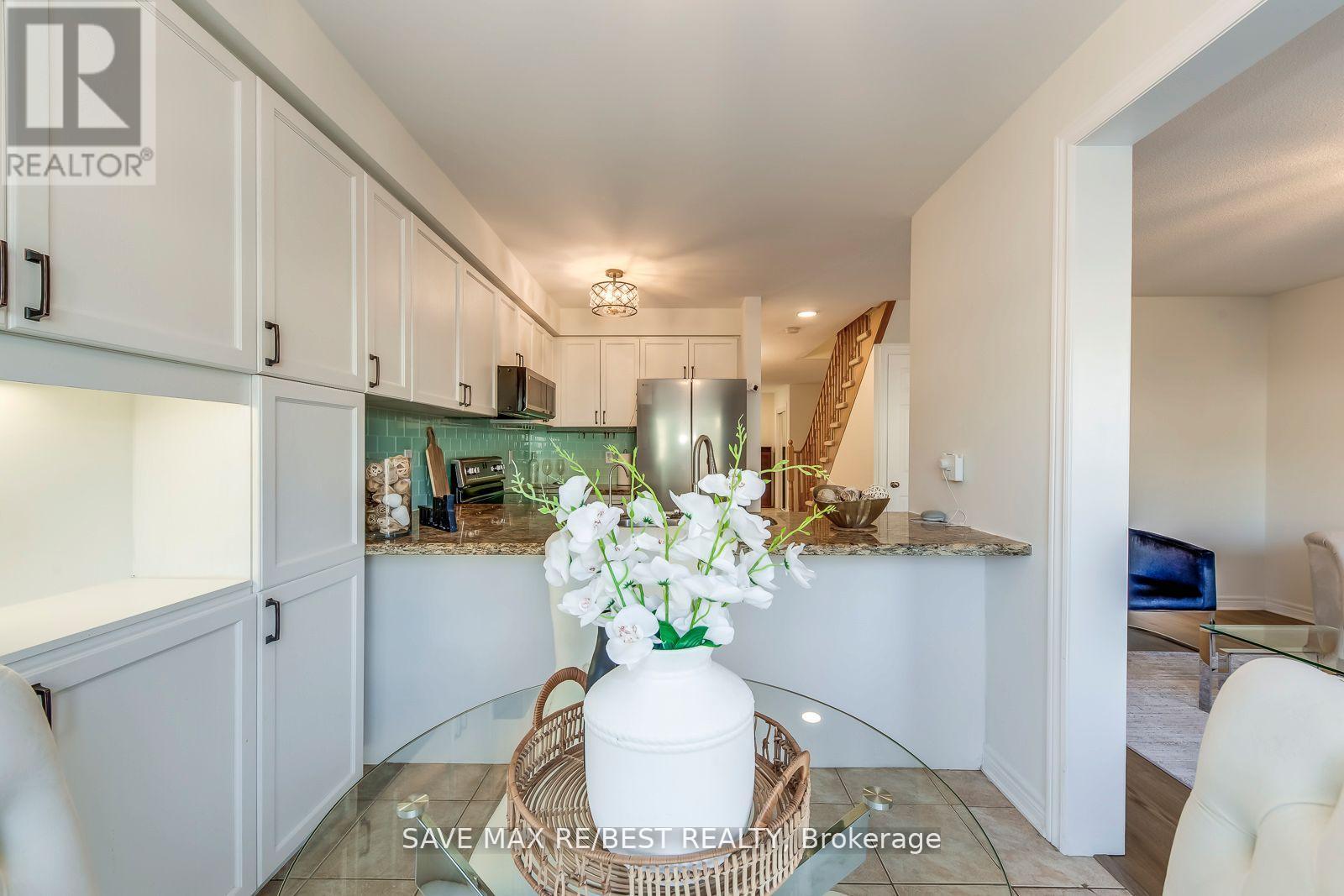 67 Golden Iris Crescent, Hamilton, Ontario  L8B 0R6 - Photo 24 - X12661544