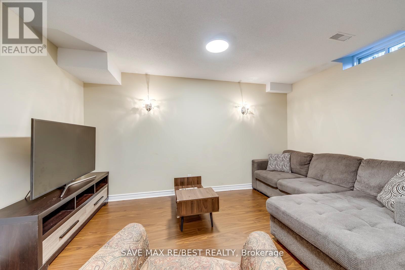 67 Golden Iris Crescent, Hamilton, Ontario  L8B 0R6 - Photo 45 - X12661544