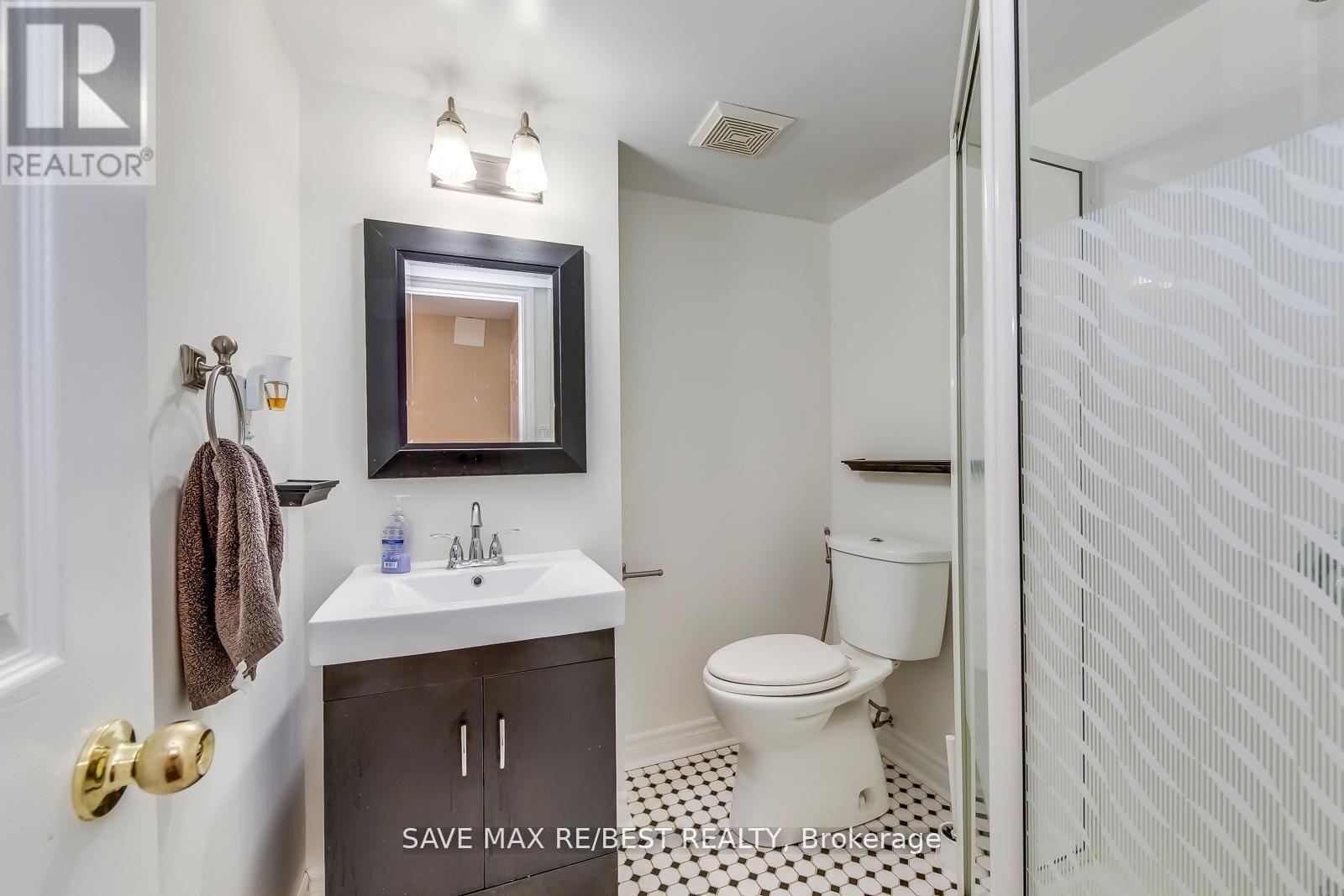 67 Golden Iris Crescent, Hamilton, Ontario  L8B 0R6 - Photo 47 - X12661544