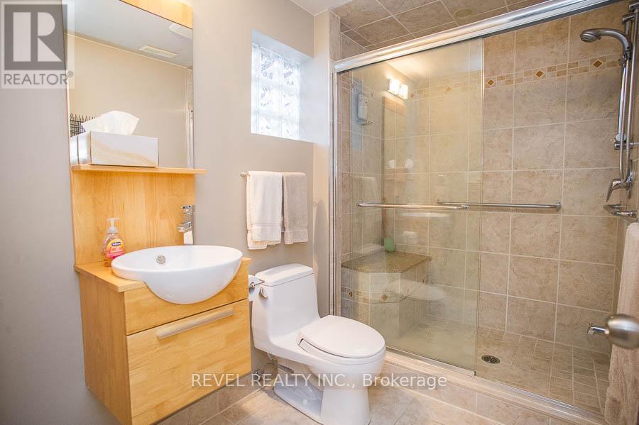 15 Burdock Boulevard, Brantford, Ontario  N3R 6B5 - Photo 23 - X12661576