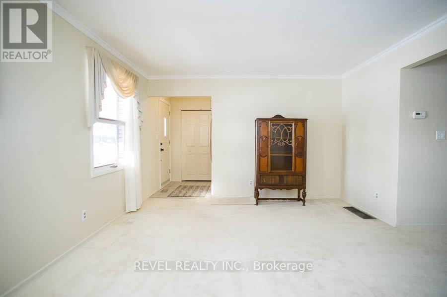 15 Burdock Boulevard, Brantford, Ontario  N3R 6B5 - Photo 7 - X12661576