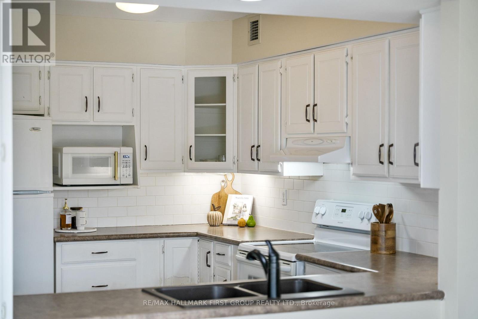 4a - 130 Queen Street, Cobourg, Ontario K9A 1N2 - Photo 12 - X12661604