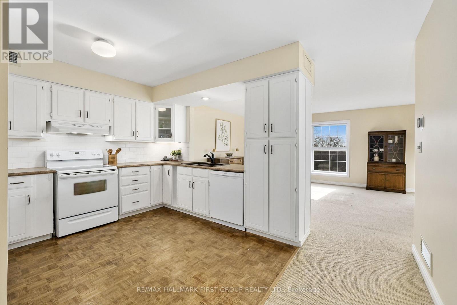 4a - 130 Queen Street, Cobourg, Ontario K9A 1N2 - Photo 9 - X12661604