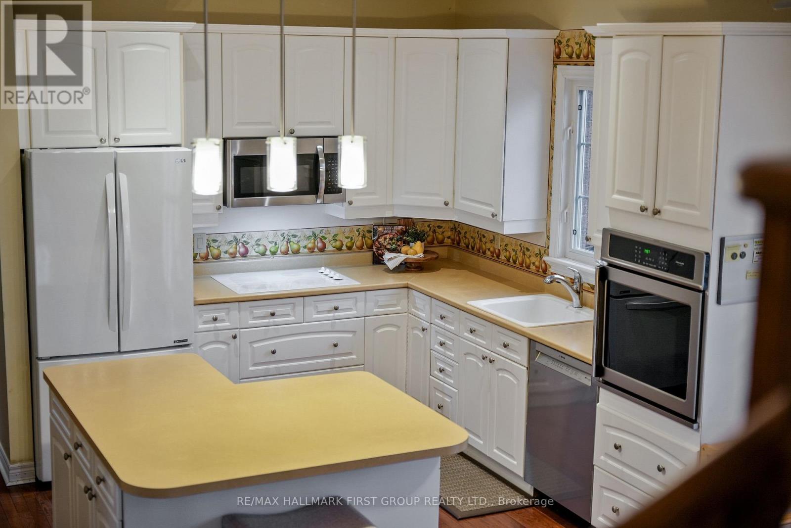 301 Rockingham Court, Cobourg, Ontario  K9A 5W3 - Photo 15 - X12661606