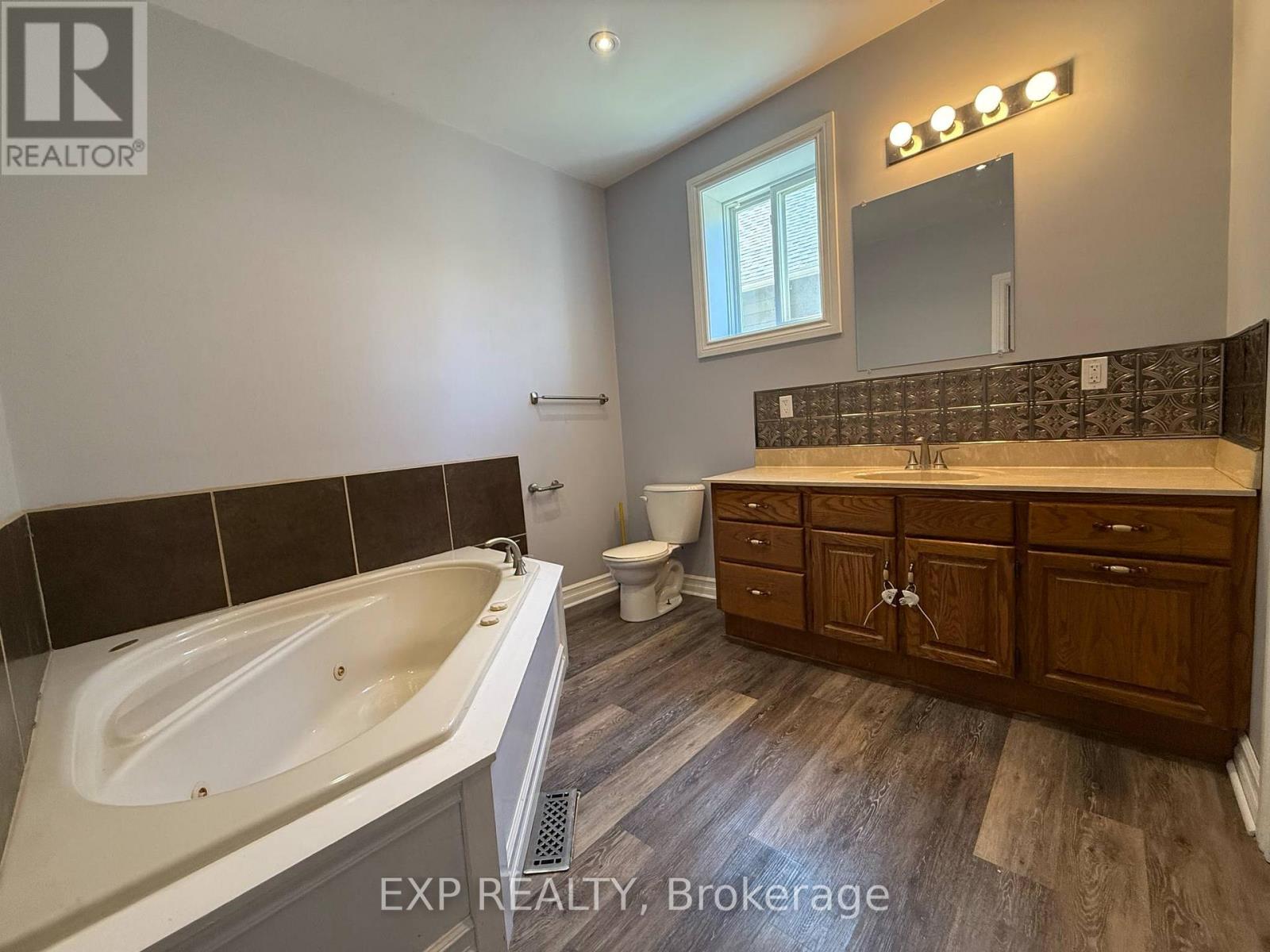 217 Victoria Street, Shelburne, Ontario  L0N 1S4 - Photo 9 - X12661620