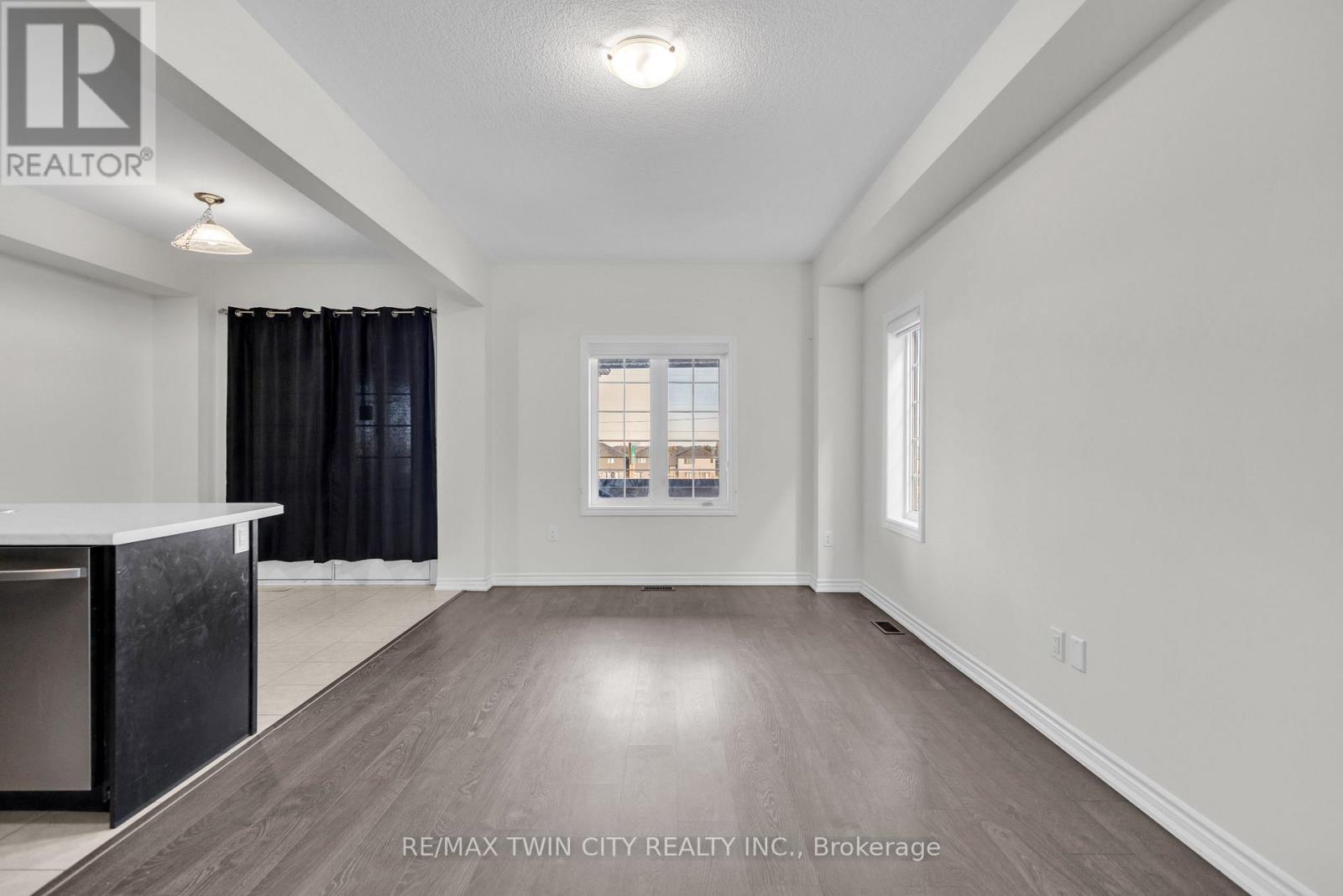 146 Flagg Avenue, Brant, Ontario  N3L 0K5 - Photo 7 - X12661728