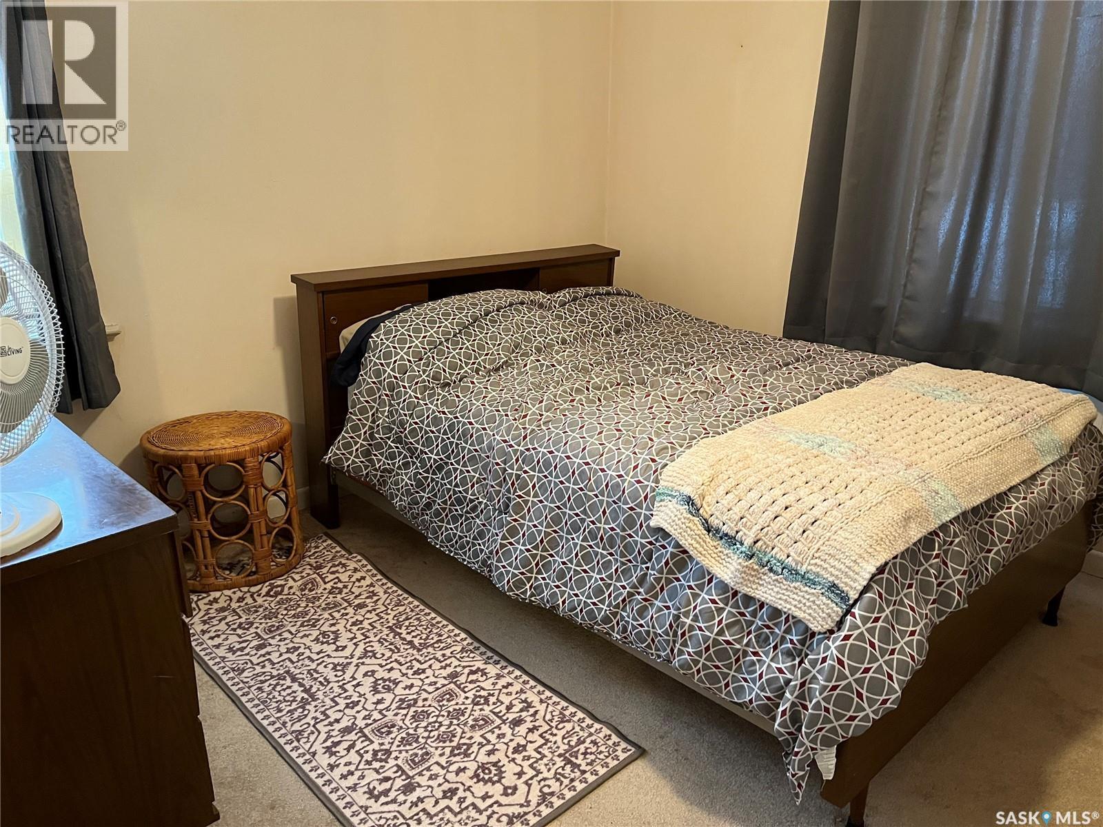 219 1st Avenue, Gravelbourg, Saskatchewan  S0H 1X0 - Photo 11 - SK026204