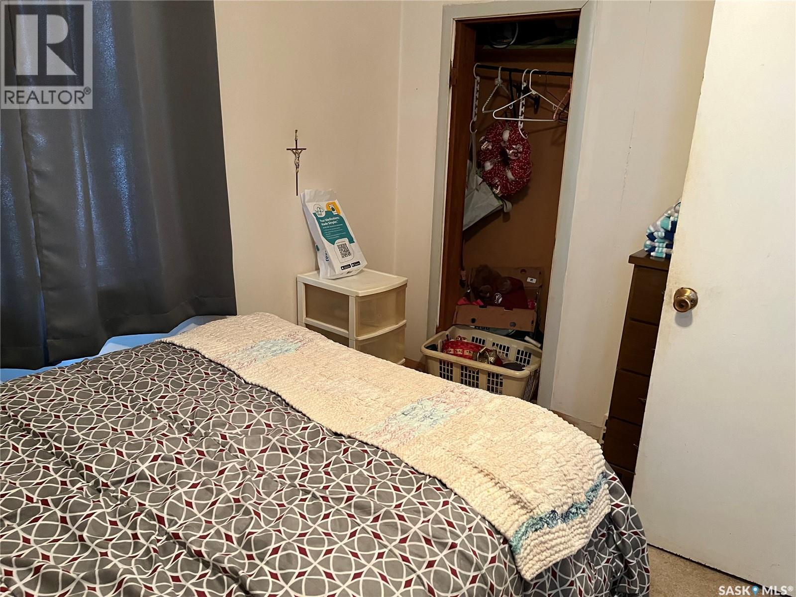 219 1st Avenue, Gravelbourg, Saskatchewan  S0H 1X0 - Photo 12 - SK026204