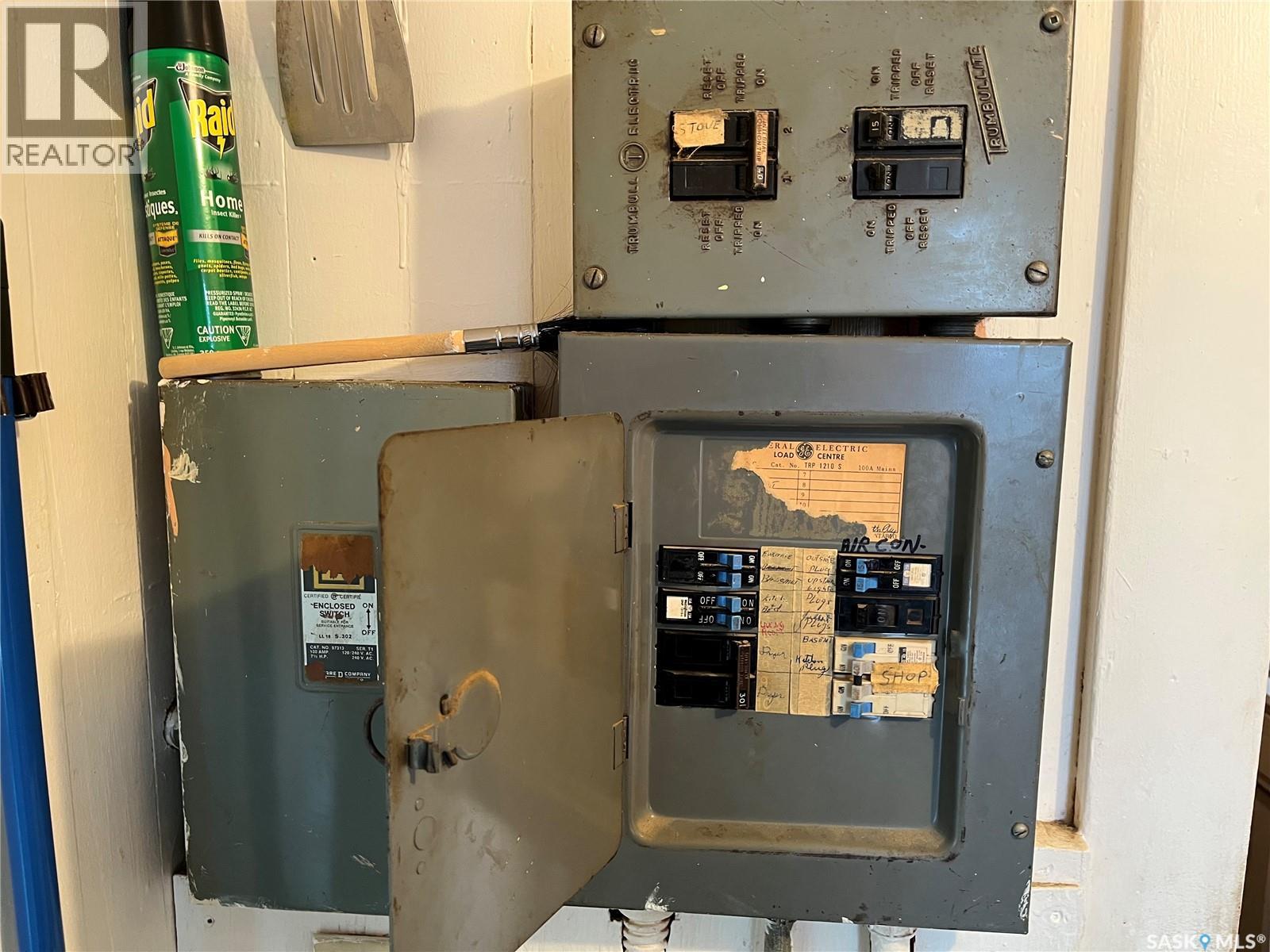 219 1st Avenue, Gravelbourg, Saskatchewan  S0H 1X0 - Photo 25 - SK026204