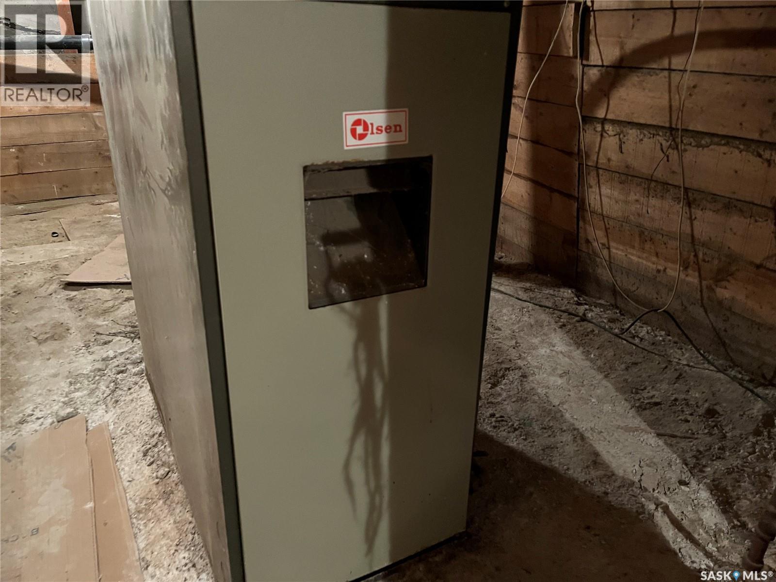 219 1st Avenue, Gravelbourg, Saskatchewan  S0H 1X0 - Photo 26 - SK026204