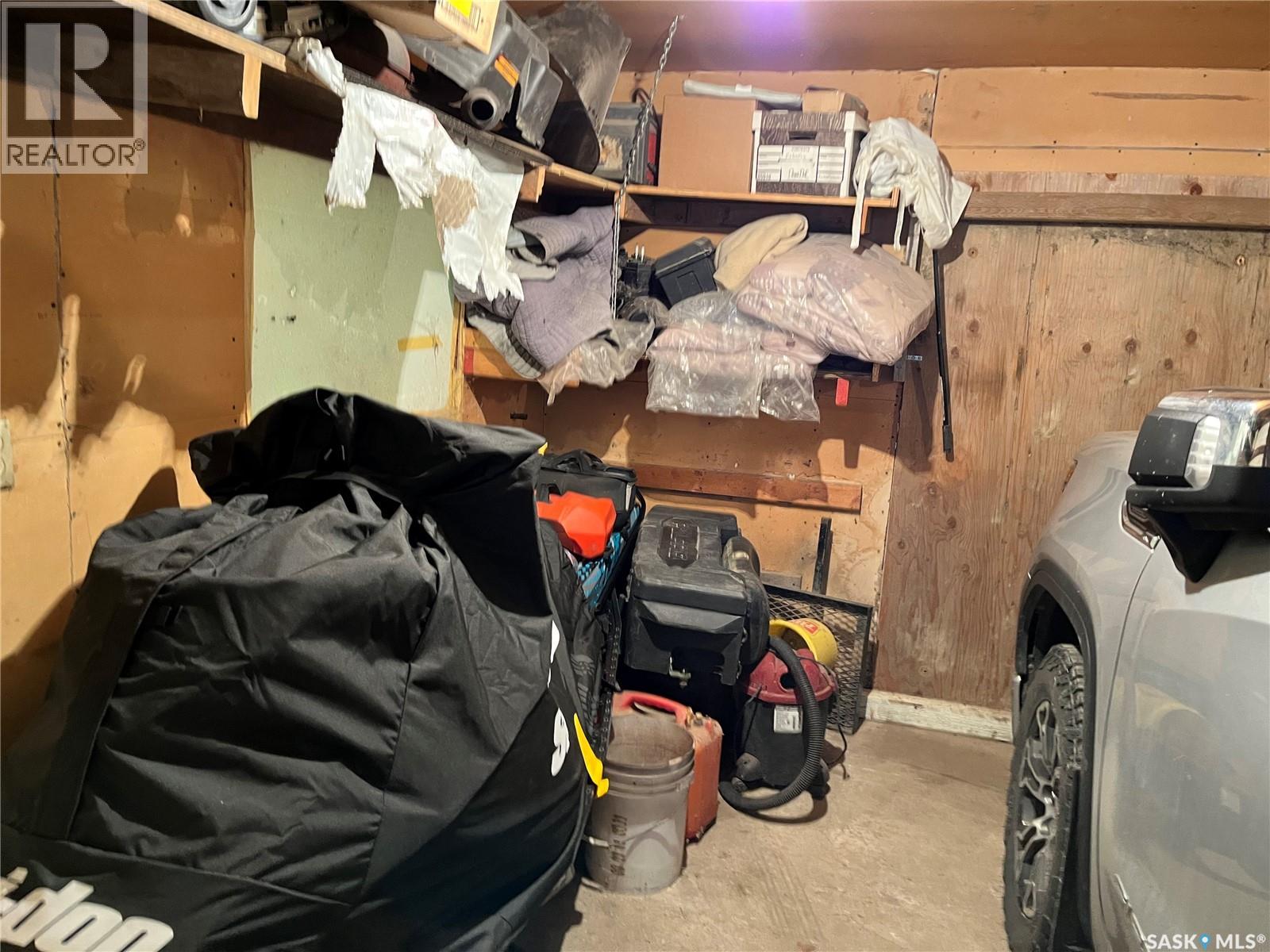 219 1st Avenue, Gravelbourg, Saskatchewan  S0H 1X0 - Photo 32 - SK026204