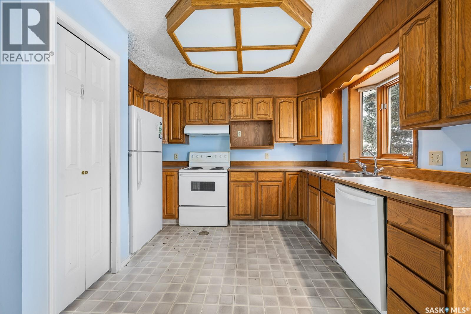 3411 Middleton Place E, Regina, Saskatchewan  S4N 7C2 - Photo 3 - SK026191