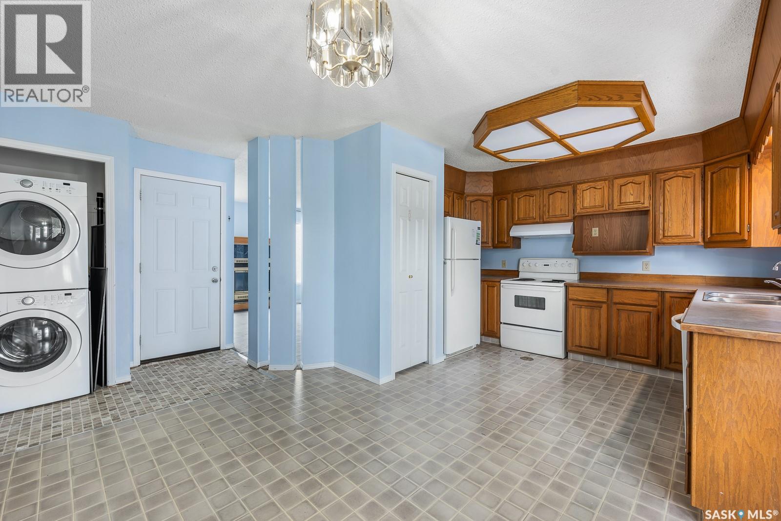 3411 Middleton Place E, Regina, Saskatchewan  S4N 7C2 - Photo 4 - SK026191