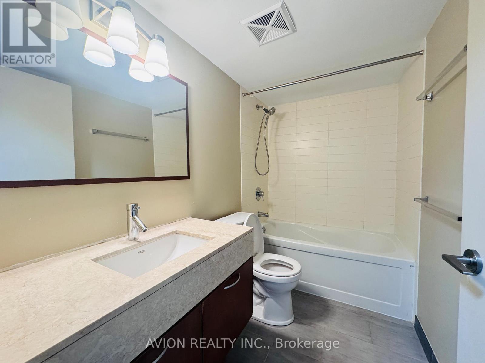 604 - 126 Simcoe Street, Toronto, Ontario  M5H 4E6 - Photo 14 - C12640062