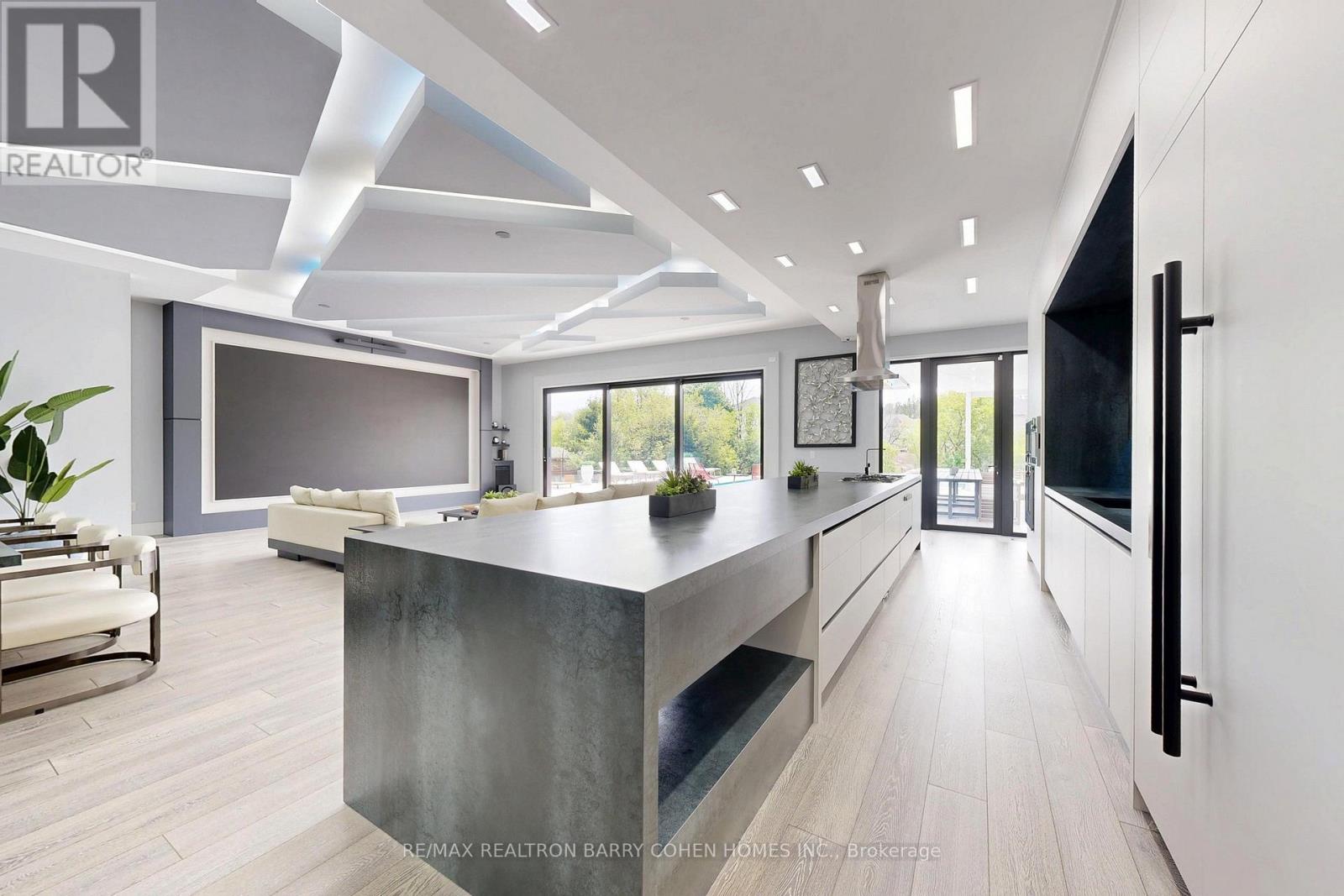 23 Hunters Glen Road, Aurora, Ontario  L4G 6W4 - Photo 15 - N12181635