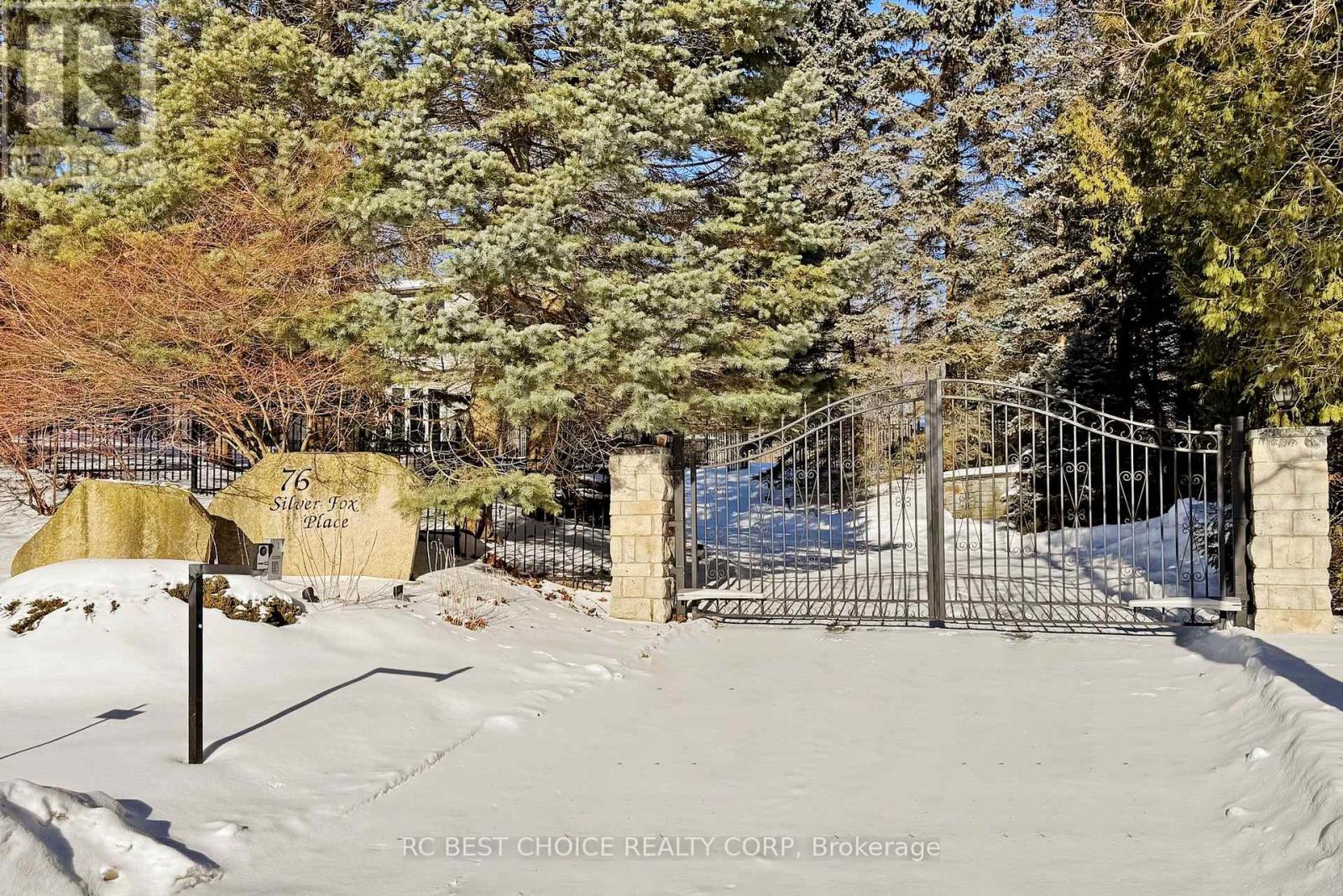 76 Silver Fox Place, Vaughan, Ontario  L6A 1G2 - Photo 2 - N12654158