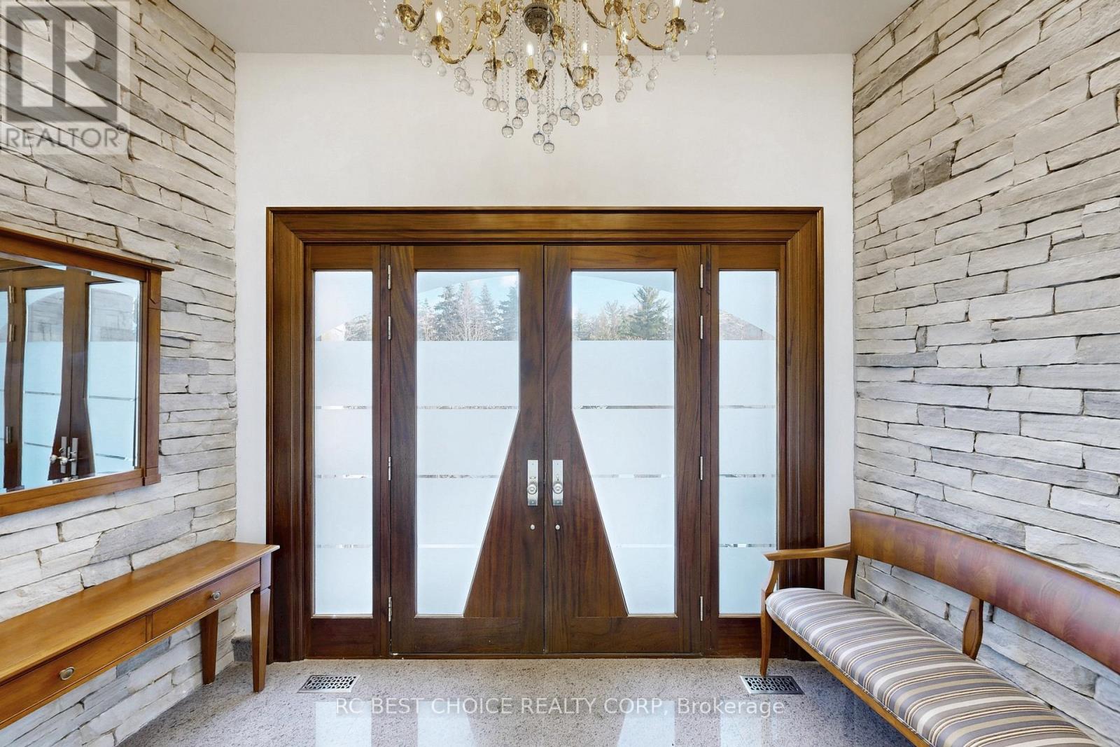 76 Silver Fox Place, Vaughan, Ontario  L6A 1G2 - Photo 4 - N12654158