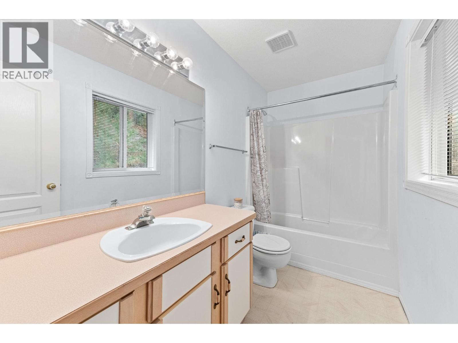 3257 Juniper Drive, Naramata, British Columbia  V0H 1N1 - Photo 29 - 10371160