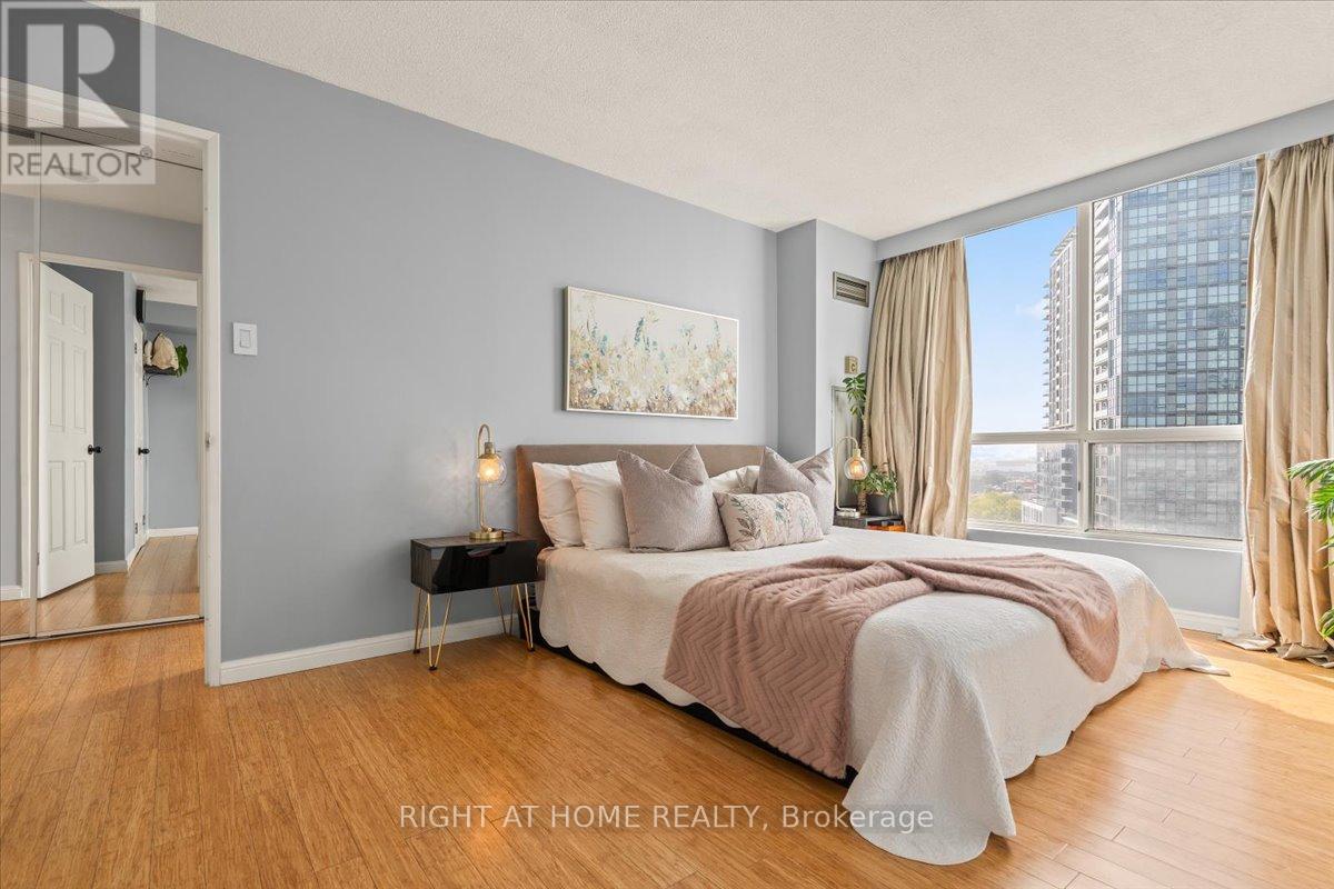 1011 - 101 Subway Crescent, Toronto, Ontario  M9B 6K4 - Photo 20 - W12421807