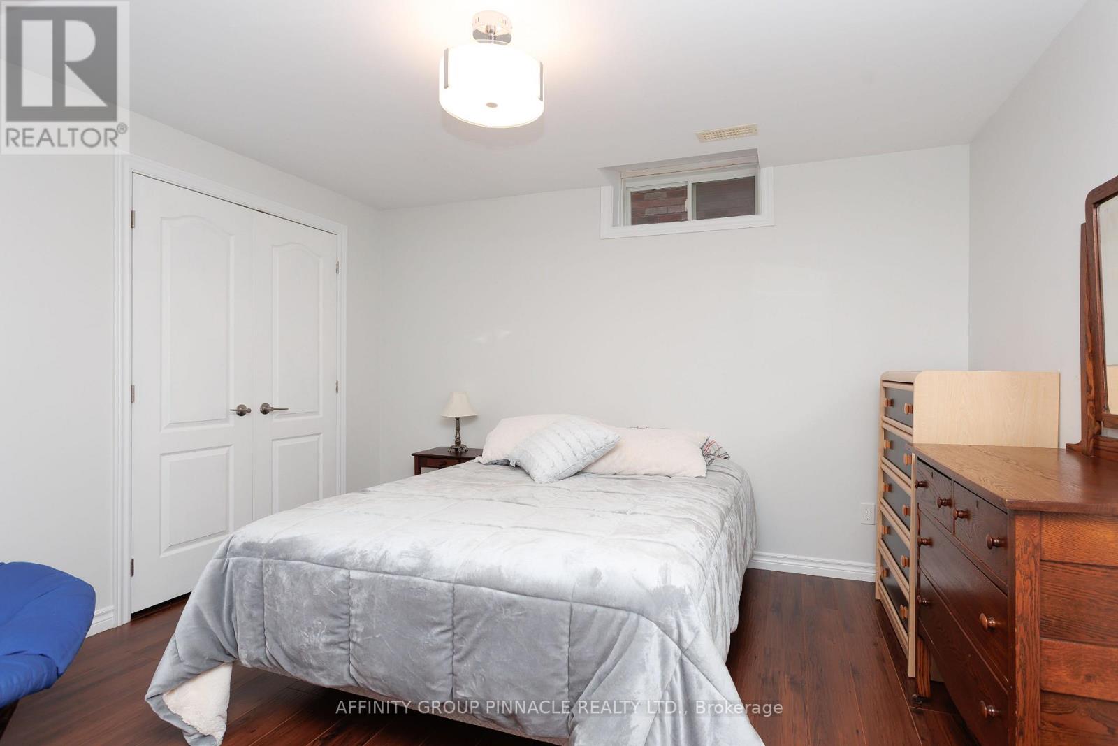 8 Horton Place, Kawartha Lakes, Ontario  K9V 0C2 - Photo 38 - X12661864