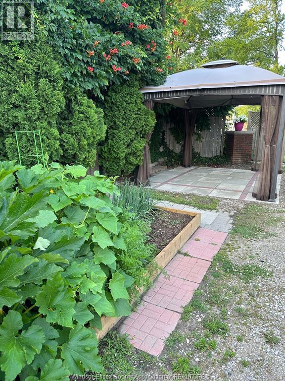 4165 Tecumseh Road East, Windsor, Ontario N8W 1J9 - Photo 37 - 26000104