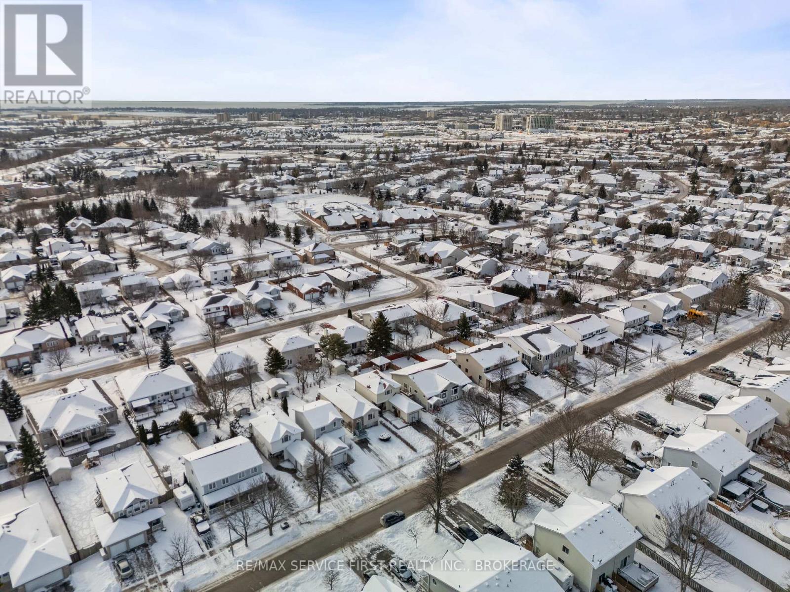 459 Grandtrunk Avenue, Kingston, Ontario K7M 8W9 - Photo 12 - X12662032