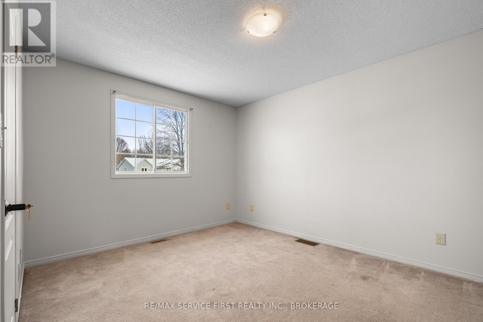 459 Grandtrunk Avenue, Kingston, Ontario K7M 8W9 - Photo 26 - X12662032