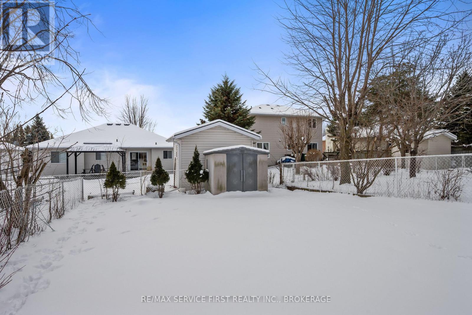 459 Grandtrunk Avenue, Kingston, Ontario K7M 8W9 - Photo 6 - X12662032