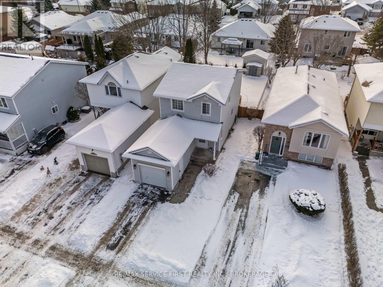 459 Grandtrunk Avenue, Kingston, Ontario K7M 8W9 - Photo 8 - X12662032