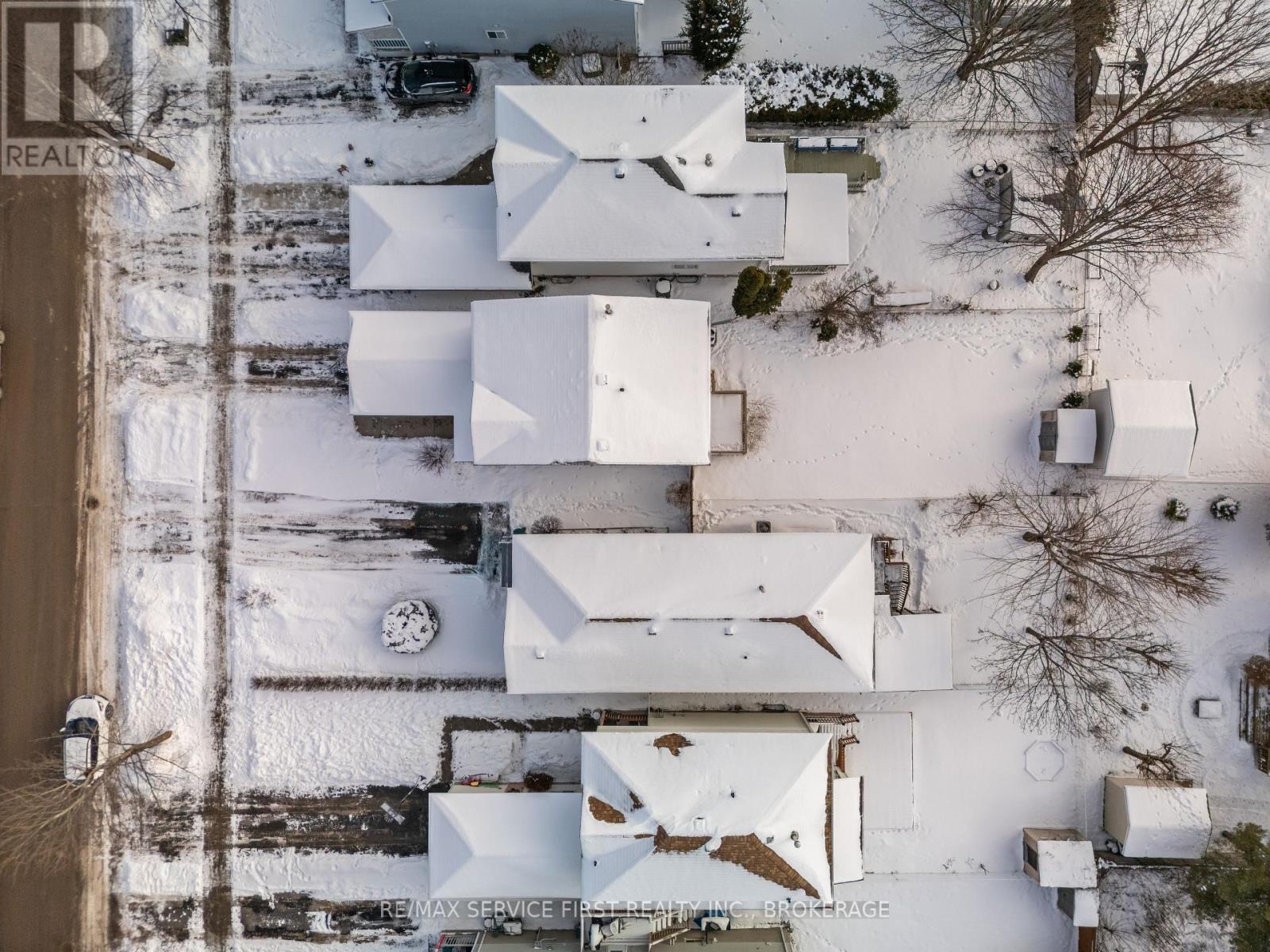 459 Grandtrunk Avenue, Kingston, Ontario K7M 8W9 - Photo 9 - X12662032