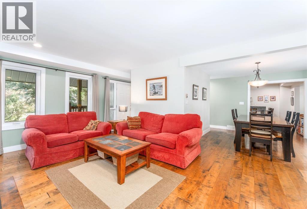 4 Woodside Lane, Canmore, Alberta  T1W 1T1 - Photo 24 - A2276183