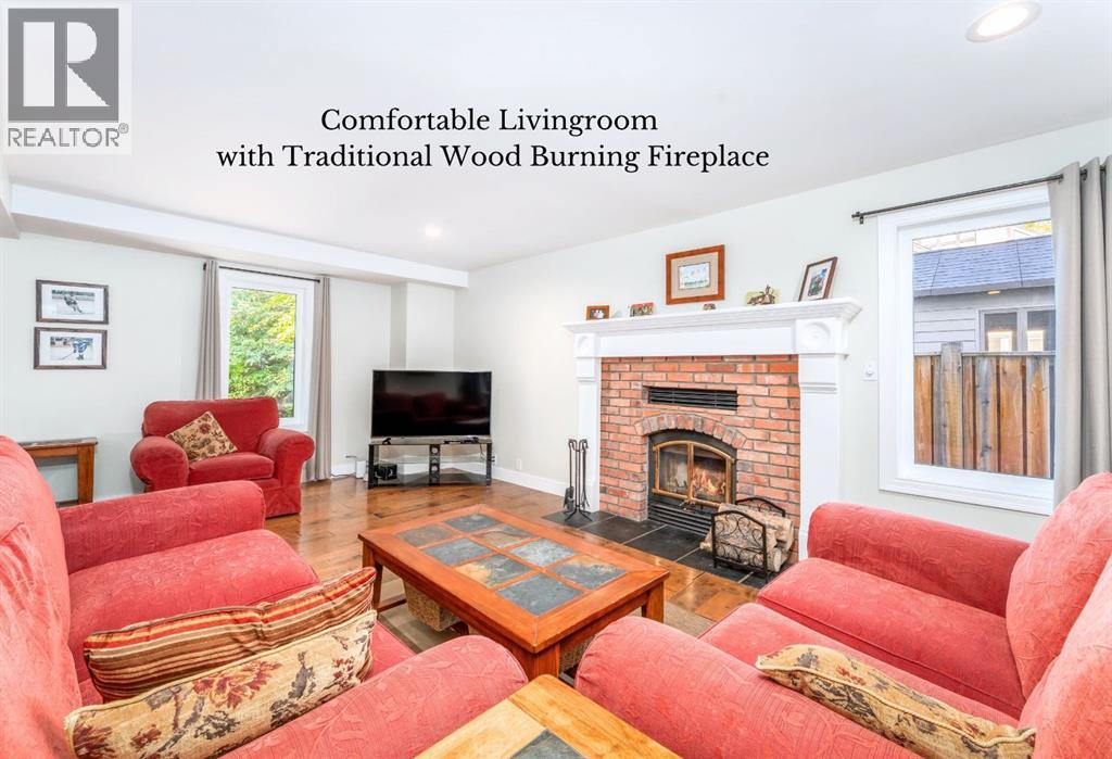 4 Woodside Lane, Canmore, Alberta  T1W 1T1 - Photo 7 - A2276183