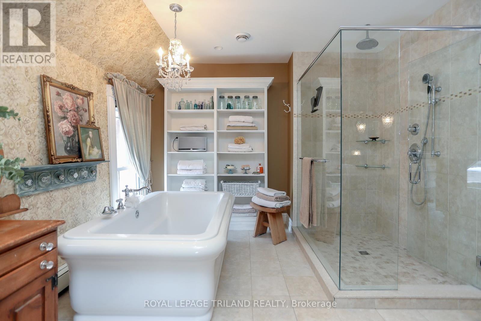 6058 Stone Church Road, Central Elgin, Ontario  N0L 2L0 - Photo 45 - X12661742