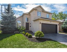 1075 BLACKMAPLE COURT, London East, Ontario