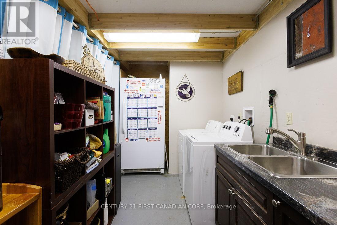 297 Alma Street, St. Thomas, Ontario  N5P 3B9 - Photo 27 - X12661826