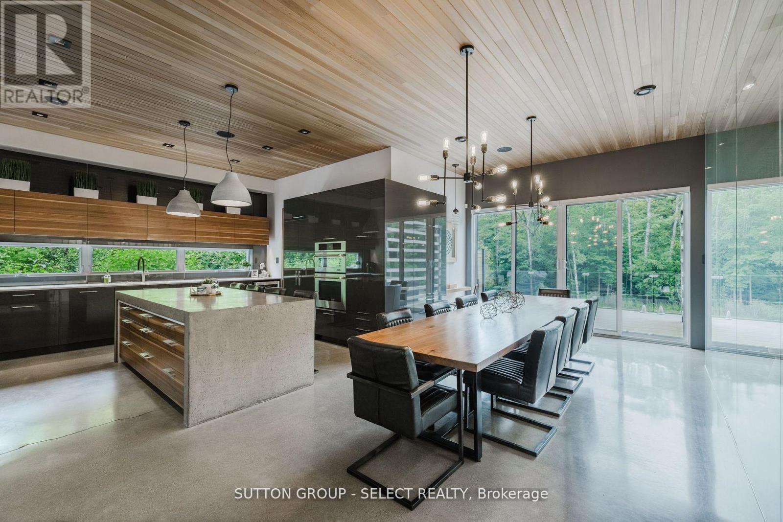 9385 Elviage Drive, London South, Ontario  N6K 4R8 - Photo 5 - X12661930