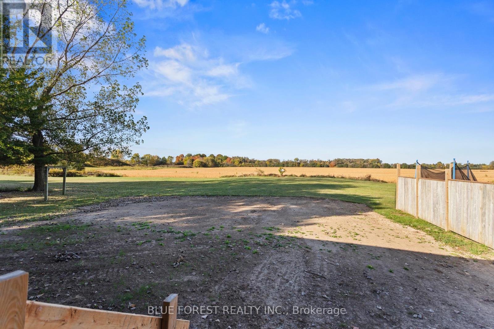 218 Snyders Avenue, Central Elgin, Ontario  N0L 1B0 - Photo 30 - X12662054