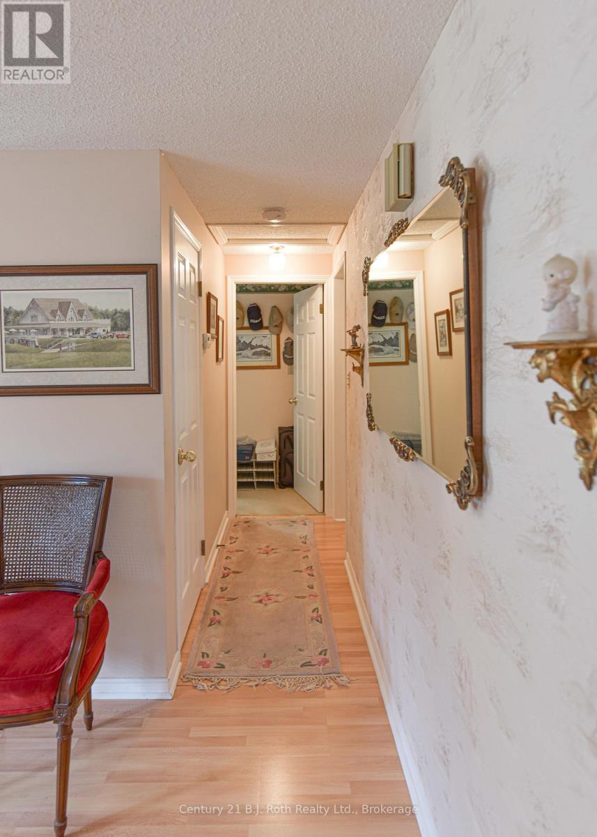 56 Tecumseth Pines Drive, New Tecumseth, Ontario  L0G 1W0 - Photo 23 - N12377199