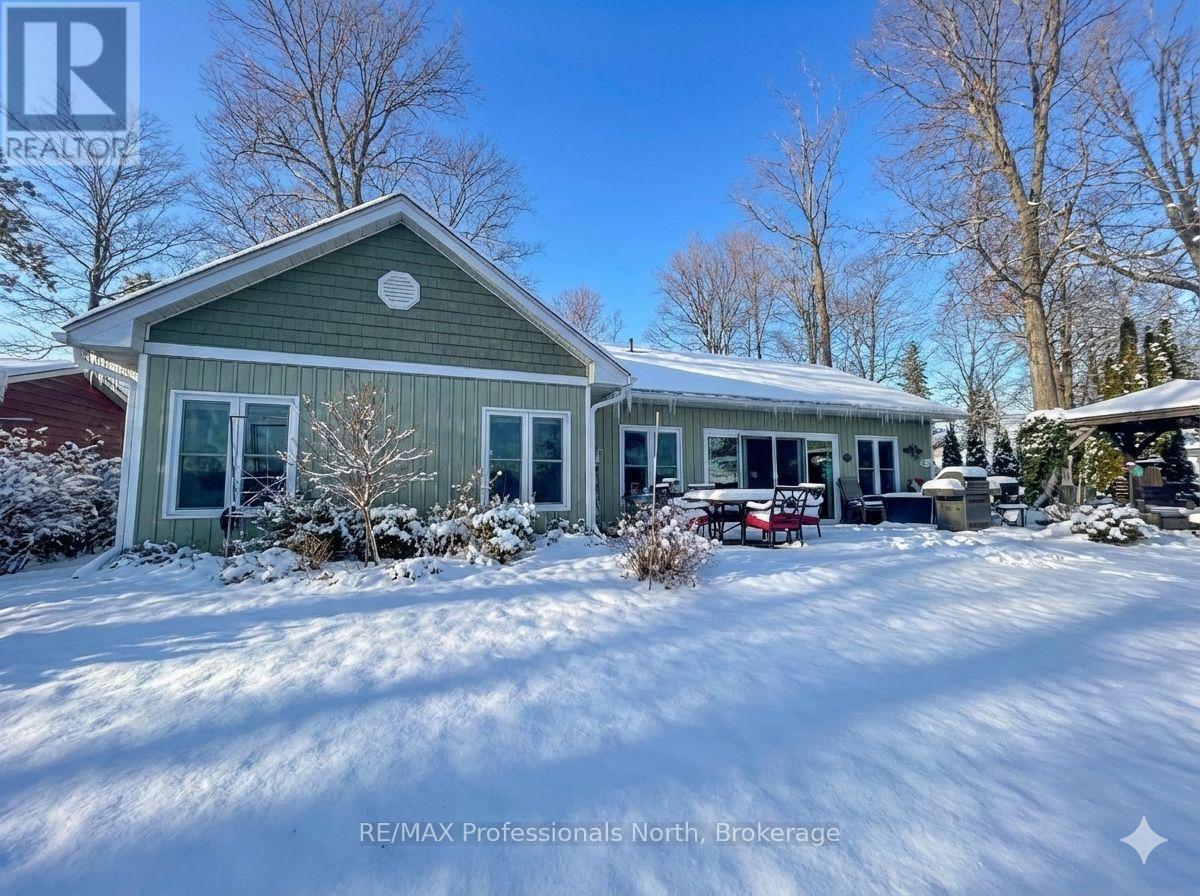 563 DALHAVEN ROAD, Selwyn, Ontario